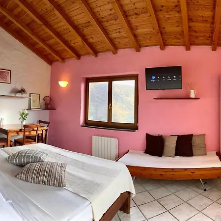 度假居 Panoramic Rural House With Garden *