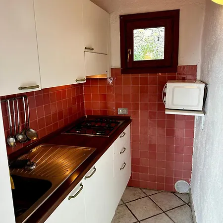 Feriehus Panoramic Rural House With Garden Chiusanico