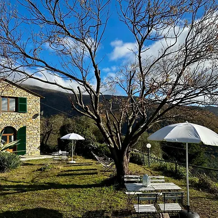 Panoramic Rural House With Garden Chiusanico