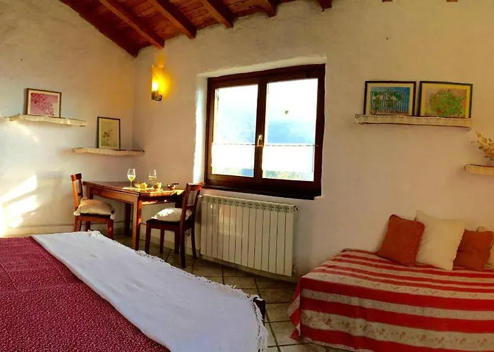 Ferienhaus Panoramic Rural House With Garden Chiusanico